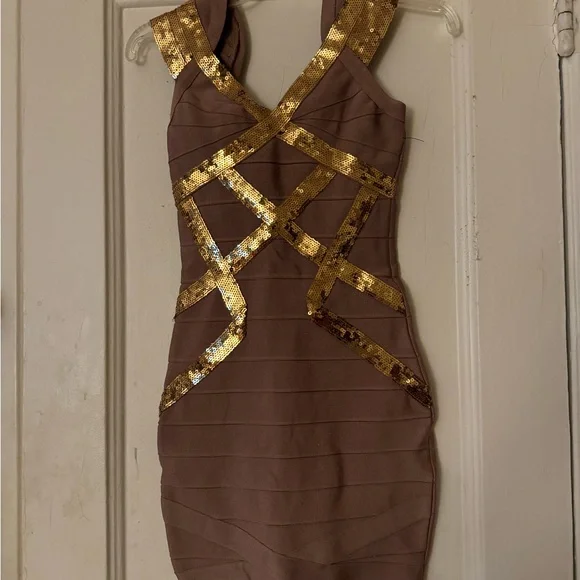Herve Leger Dresses | Herve Leger Gold and Brown Mini Dress | Color: Brown/Gold | Size: Xs | Alesaram's Closet Herve Leger Dresses | Herve Leger Gold and Brown Mini Dress | Color: Brown/Gold | Size: Xs | Alesaram's Closet